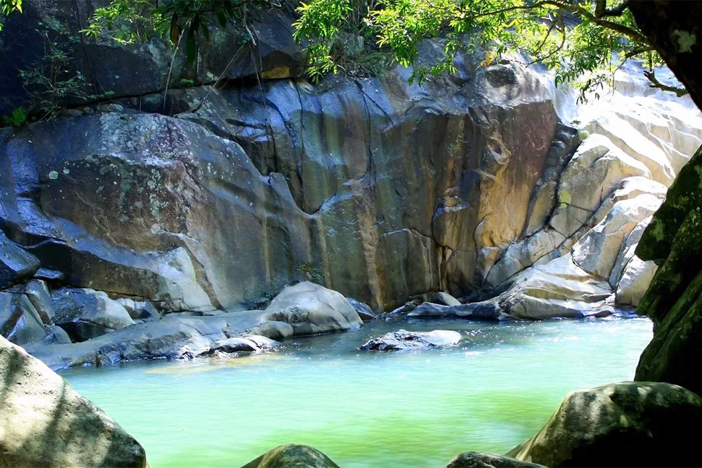 Видео Ба Хо